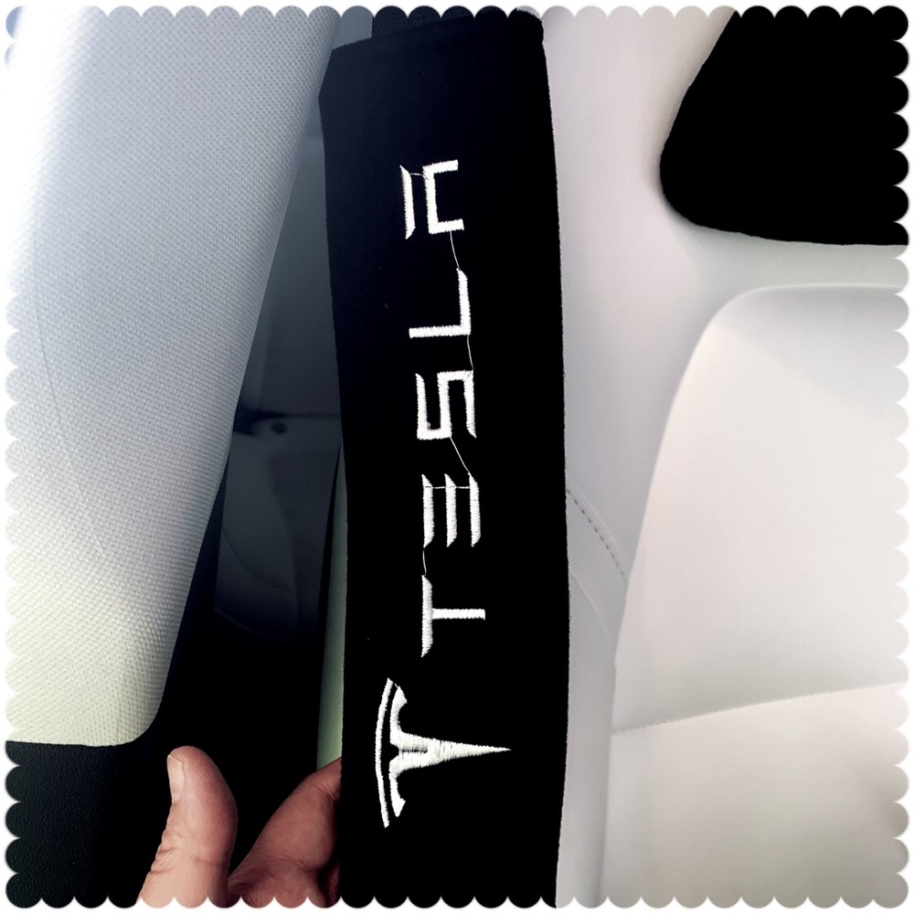 CarHead Neck Rest Pillow & Seatbelt Cover for TESLA(2 packs) - Picture 5 of 5